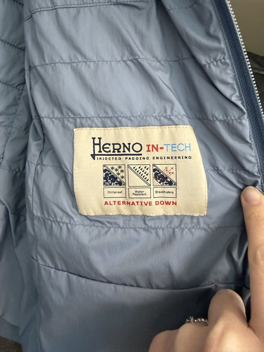 Herno Giacche: Herno Steppjacke Blau 36 – Nuovo (secondo la descrizione) da Muri b. Bern venduto da Helenassecondhand 1