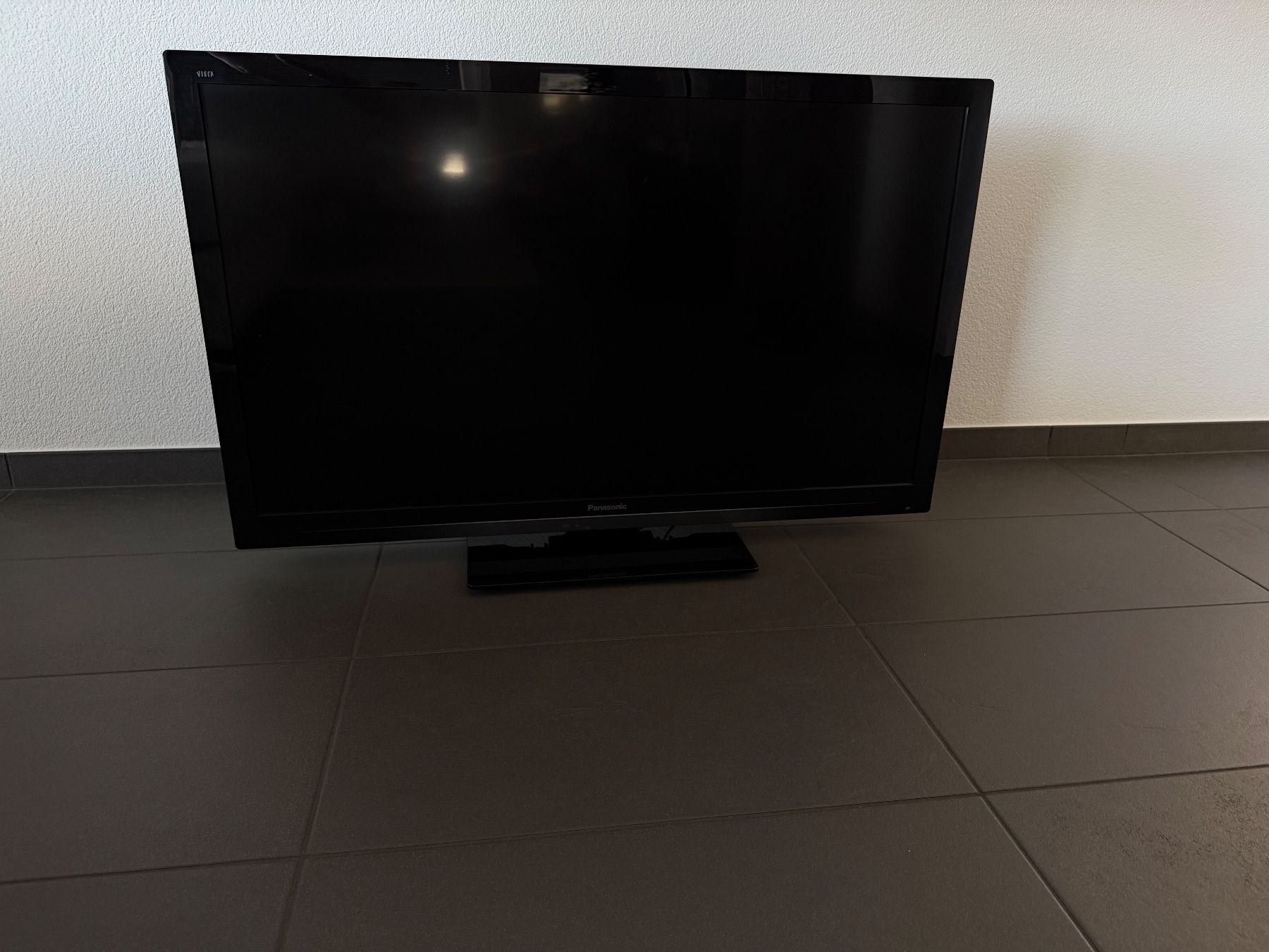 Panasonic Televisori: Fernseher Panasonic TX-L42E3E – Usato da Oensingen venduto da ukeller74