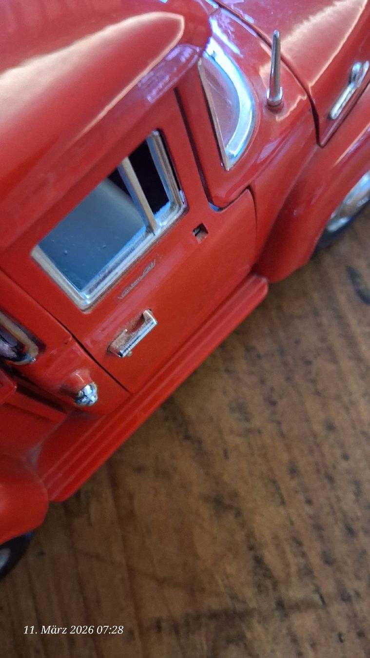 Ford Modellautos: 1:18 1956 Ford F100 – Gebraucht aus Wolfenschiessen von 2-stroke-garage 6