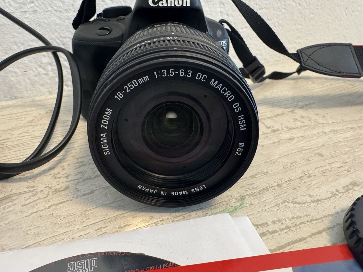 Canon Fotocamera: Canon 100d digital kamera – Usato da Zunzgen venduto da milesdavis76 1