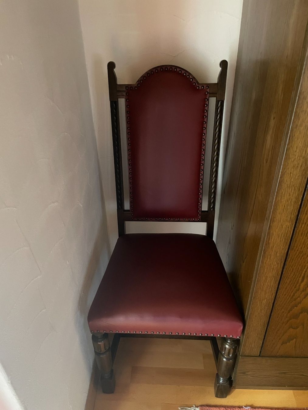 Pfister Tavoli: Esstisch alter Stil Eiche dunkelbraun mit 6 Stühlen + Lampe – Usato da Rebstein venduto da Oeggi1 3