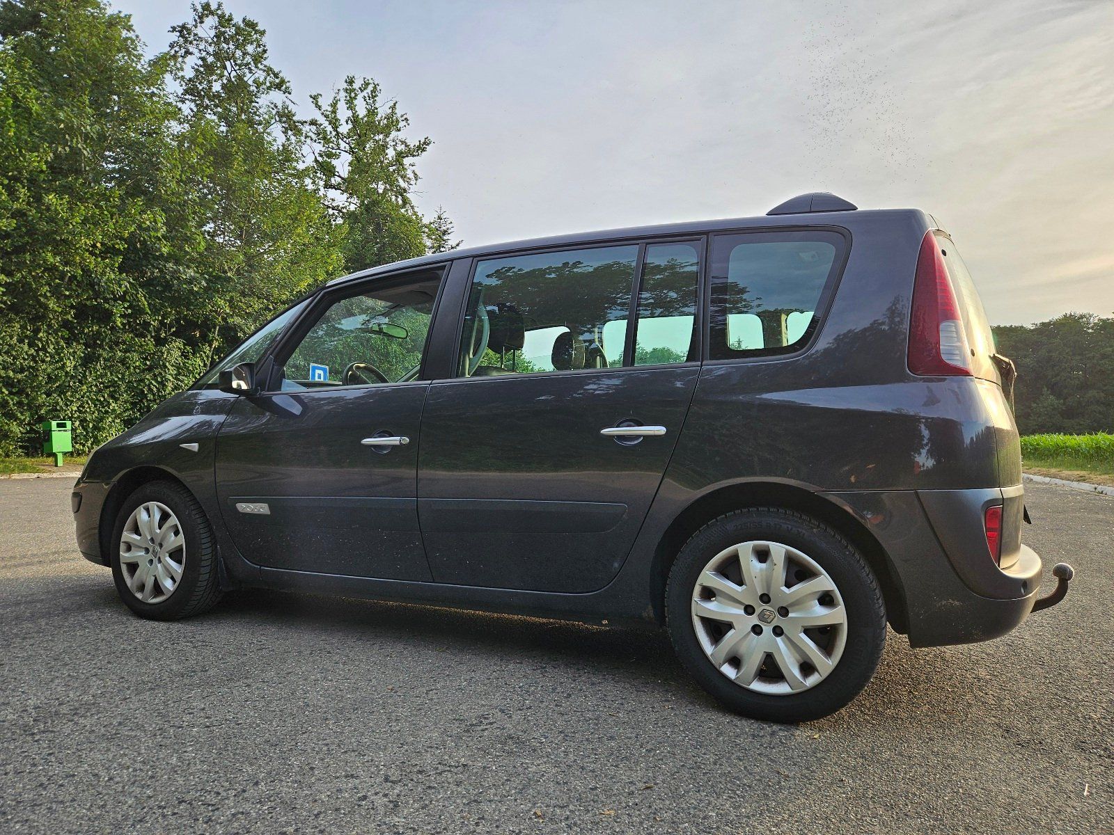 Renault Automobili: Renault Espace 2.0 dCi ab 1Fr. – Usato da Brugg venduto da ancolo 3