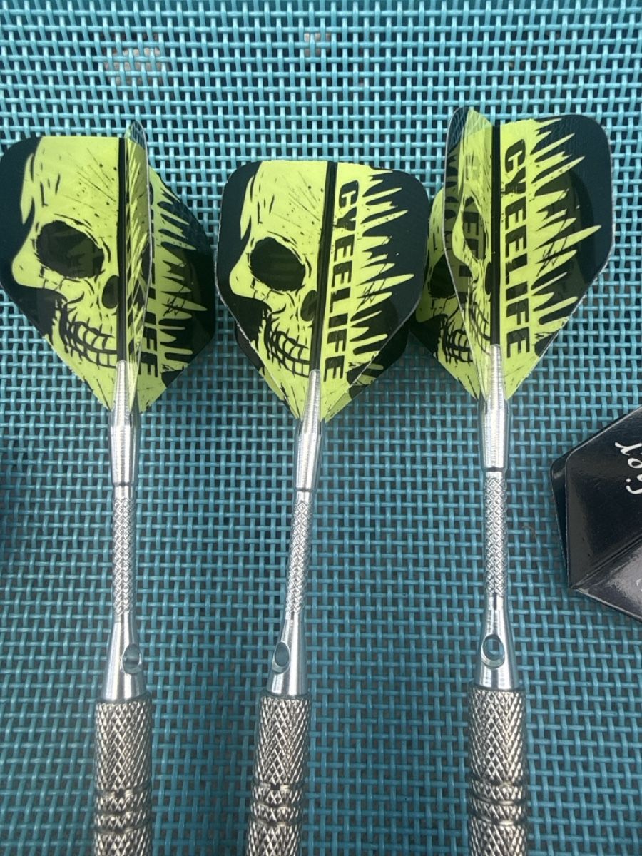 Freccette: Dartpfeile Set mit 3 Darts – Usato da Zürich venduto da Krikri21 2
