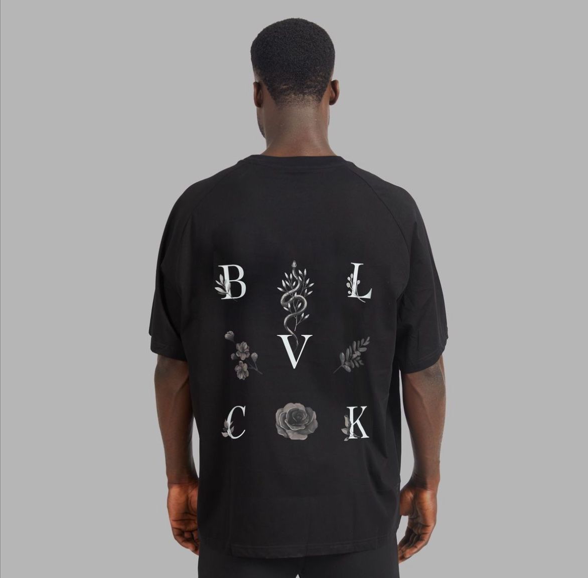 T-shirt: Neu BLVCK Paris oversized T-Shirt Gr S – Nuovo e nell'imballaggio originale da Bassersdorf venduto da Sandy456