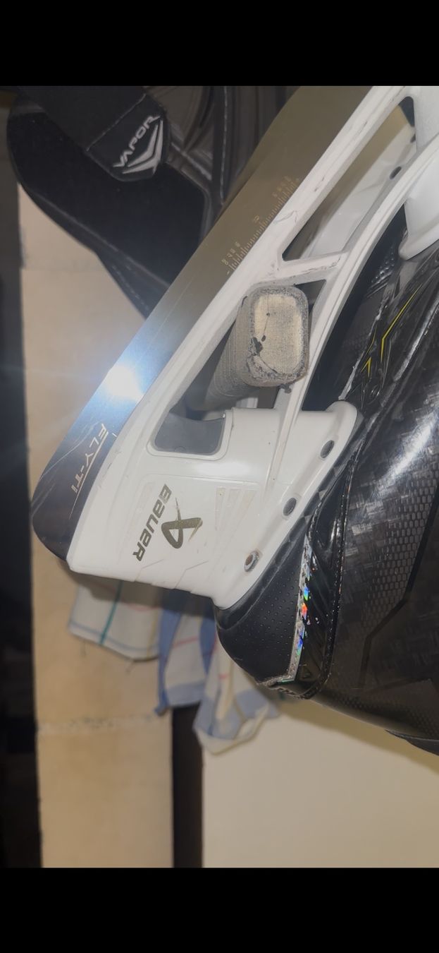 Bauer Schlittschuhe: Bauer Shadow Eishockeyschlittschuhe gebraucht schwarz – Gebraucht aus Kappel SO von sch_7lvf 2