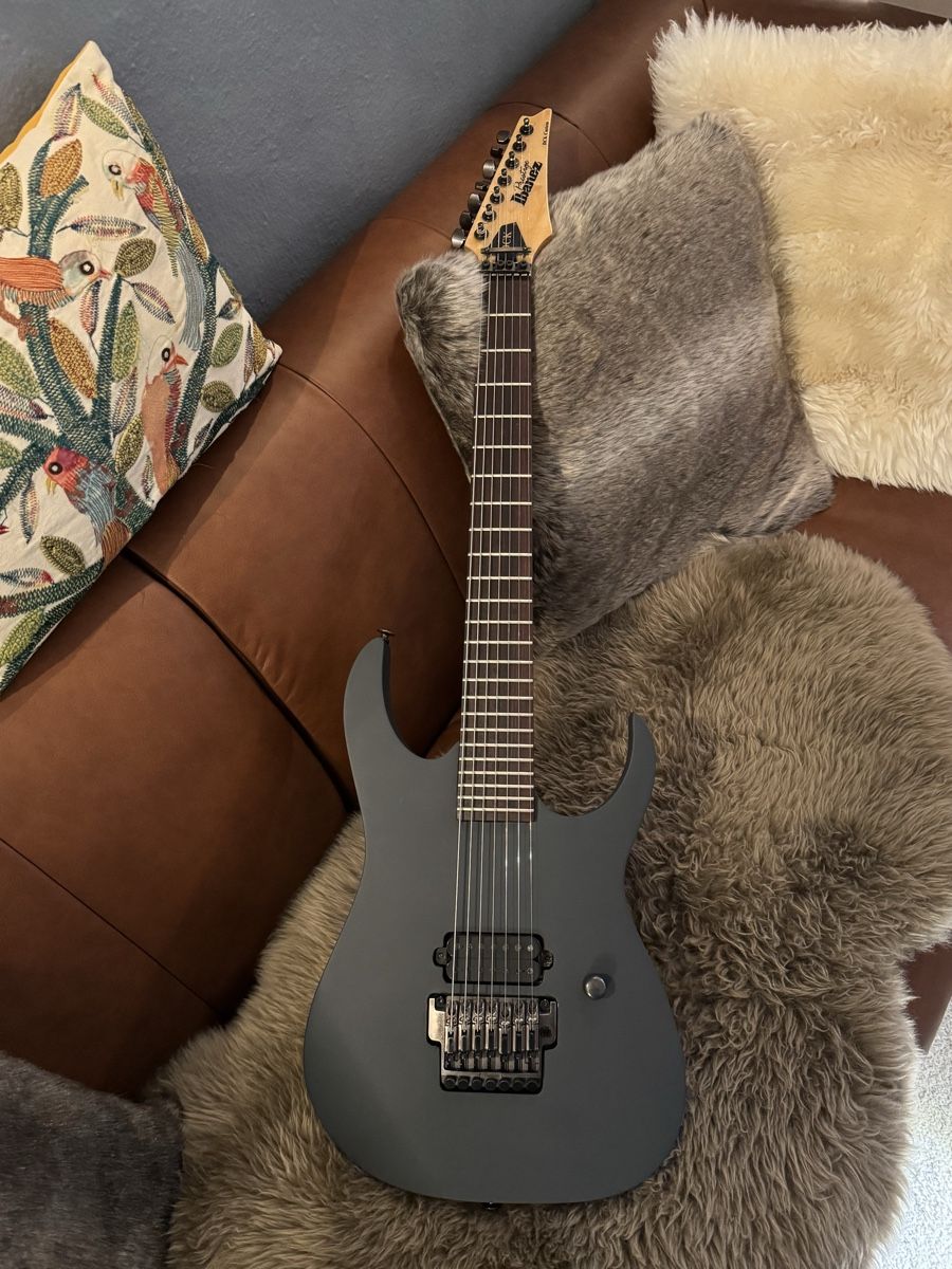 Ibanez Strumenti musicali: Ibanez RG-1527 DCK Custom 7-String Einzelstück – Usato da Rheinfelden venduto da dkkorn78 4