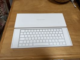 Apple Magic Keyboard CH-Layout, gebraucht