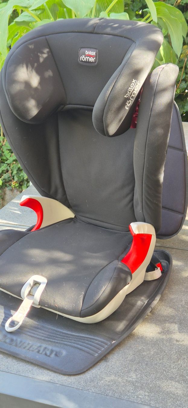 Britax Römer Seggiolini per auto: Römer Britax – Usato da Frauenfeld venduto da CP1 1