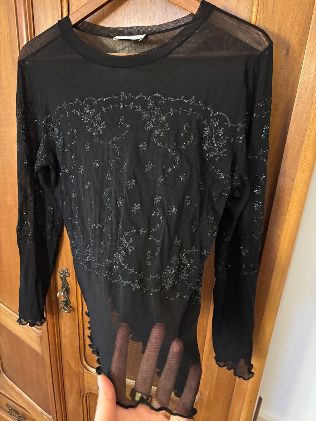 Top: Bianca Schwarzes Top - Nylon, durchsichtig Glitzer – Usato da Zürich venduto da ElaLeonEla 1