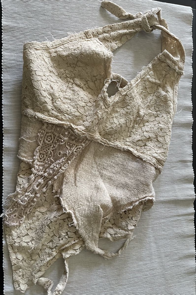 Top: Sexy rückenfreies Boho-oberteil – Usato da Büren an der Aare venduto da mii_57vx
