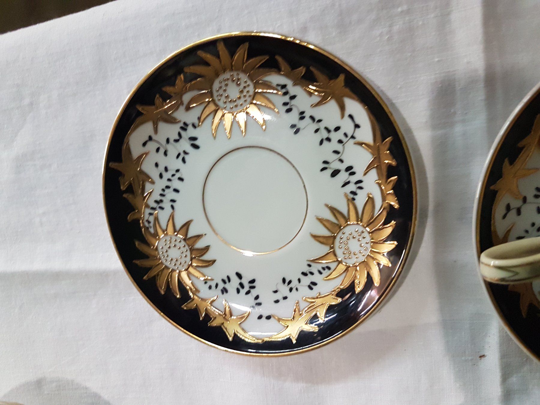 Set di piatti: Zauberhaftes Kaffeeset – Usato da Luzern venduto da Verena19510 1