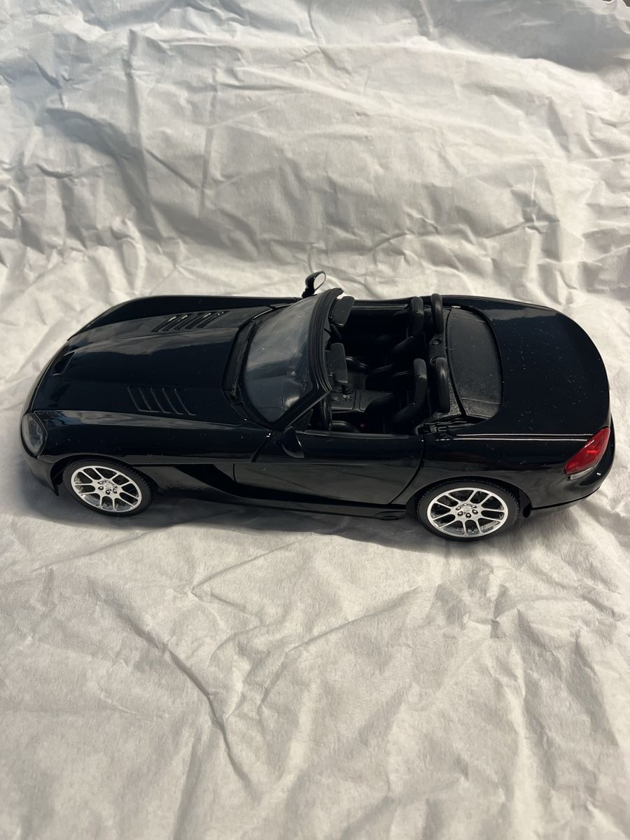 Bburago Modellini d'auto: Dodge Viper  – Nuovo (secondo la descrizione) da Oberweningen venduto da mer_2yn9 3