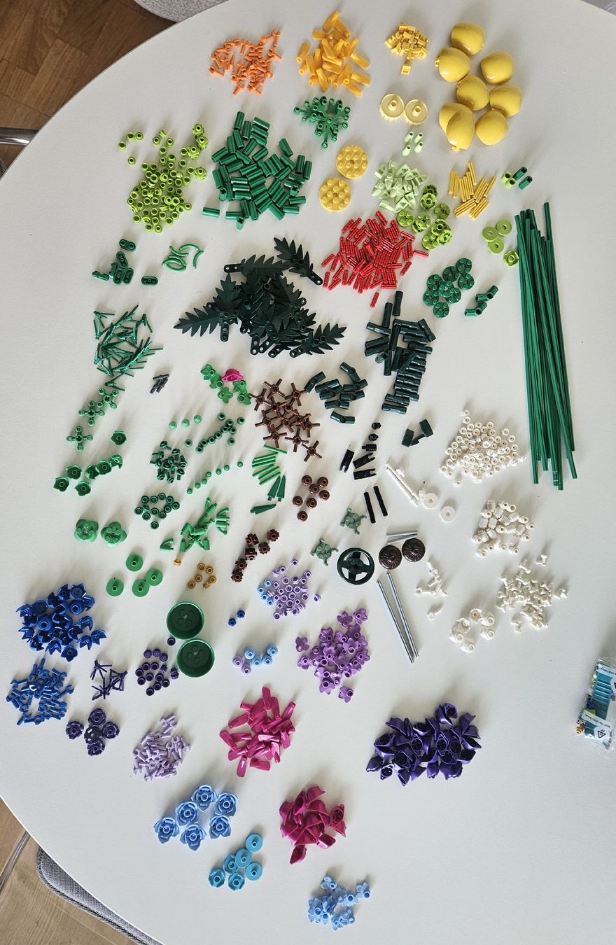 Lego Spielzeuge: LEGO Botanicals Wildflower Bouquet 10313 – Gebraucht aus Wangen b. Olten von Silas.l9 3