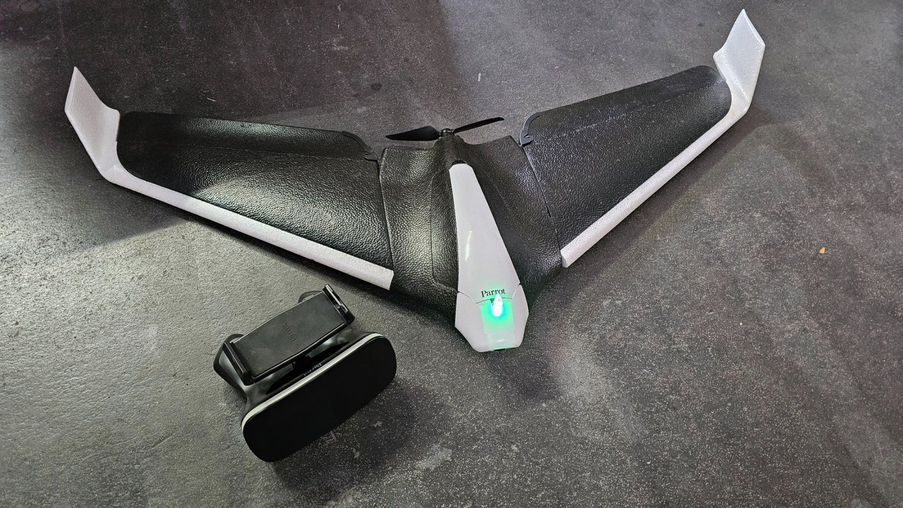 Parrot RC Modellbau: Parrot Disco FPV Drohne ab Fr. 1.- – Gebraucht aus Koppigen von Kellerfundsachen