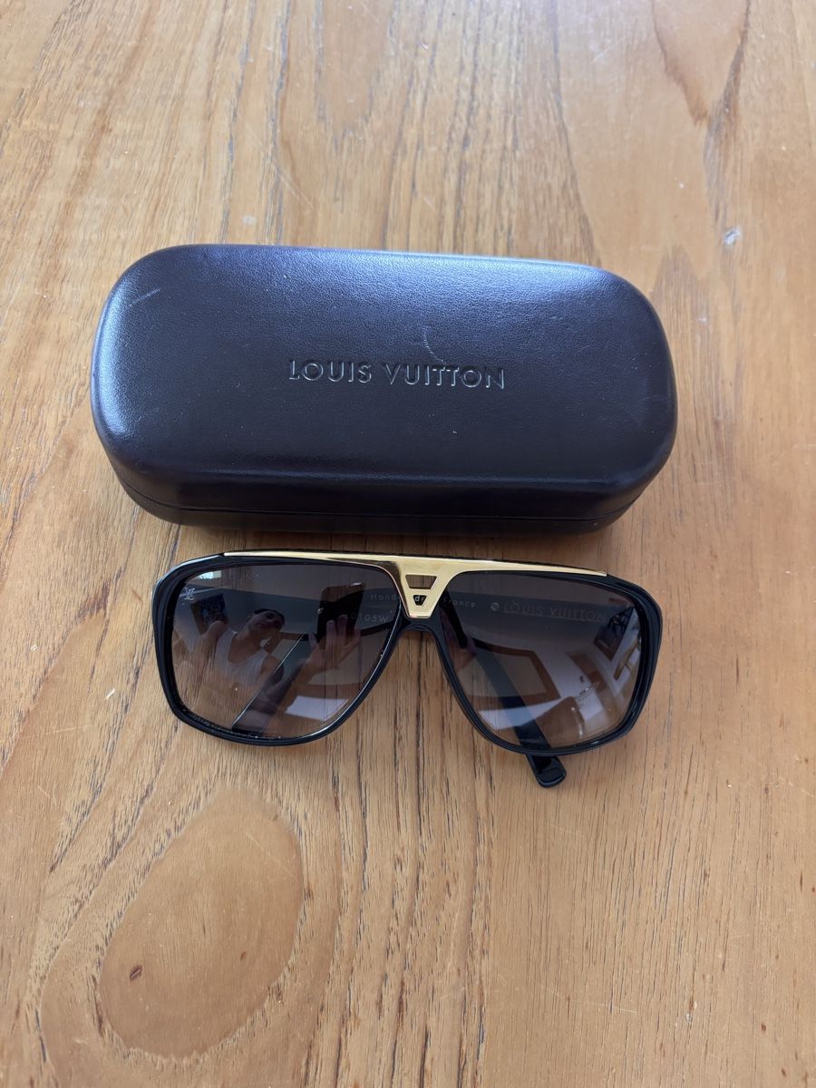 Louis Vuitton Occhiali & Lenti: Louis Vuitton Sunglasses  – Usato da Zürich venduto da Grothschild