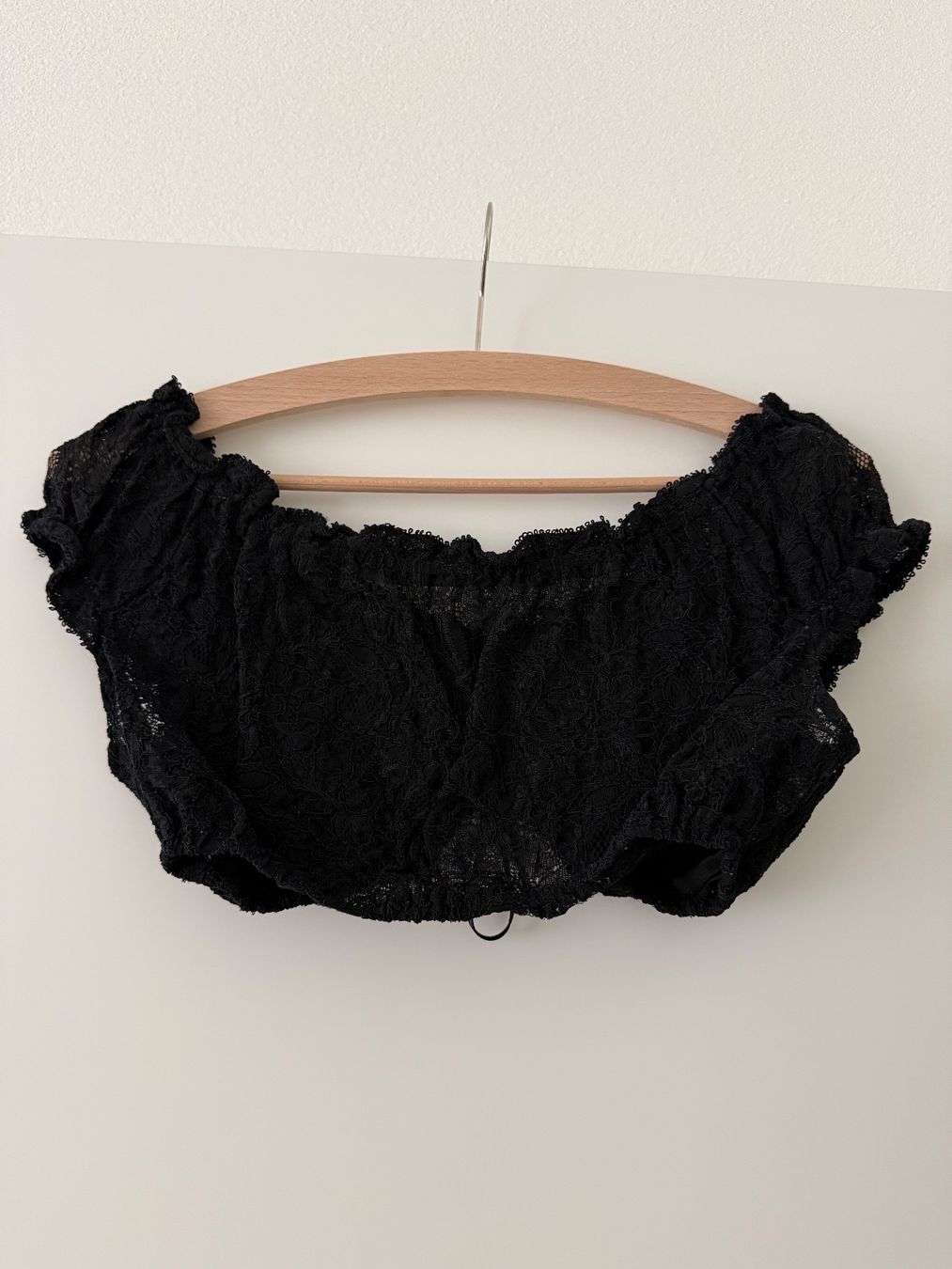 Camicette: Schwarze Dirndl-Bluse Gr. 34 – Usato da Liestal venduto da Sun777 1