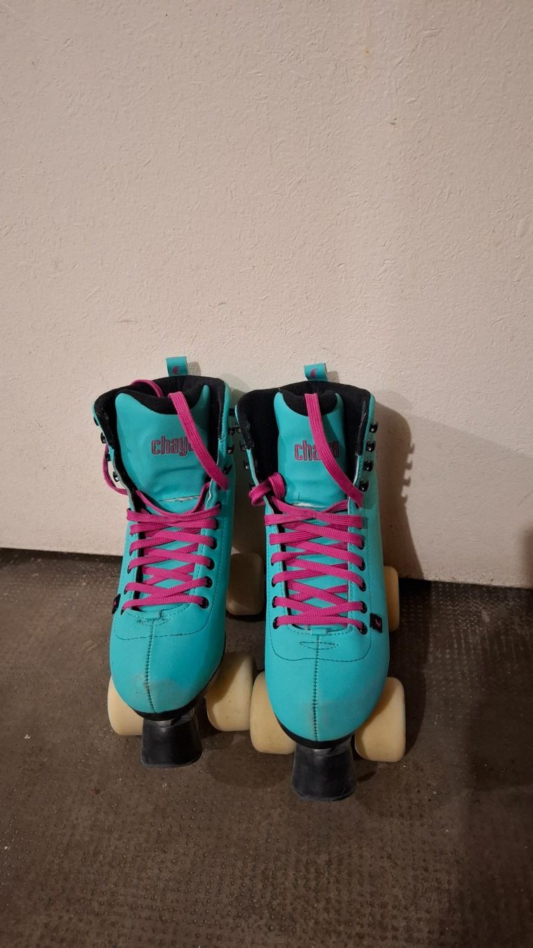Pattini in linea & Pattini a rotelle: Patins a roulettes chaya 39 – Usato da Lausanne venduto da afr_9tsz 1