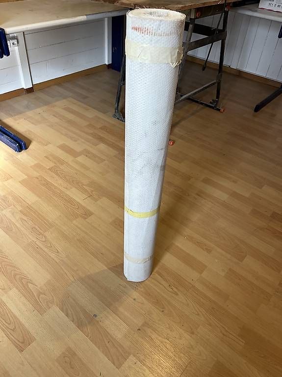 Carte da parati: Rouleau fibre de verre  – Usato da Evionnaz venduto da viv_6fwl