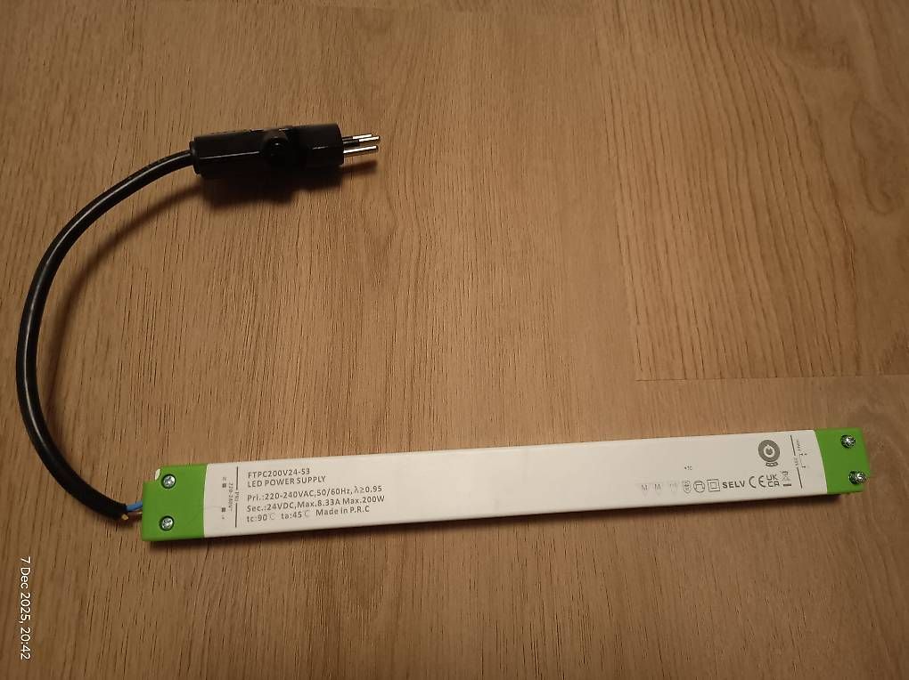 Unità & Adattatore: LED-Netzteil Trafo Slimline 24 V, 200 W – Nuovo e nell'imballaggio originale da Regensdorf venduto da Hrochan 1