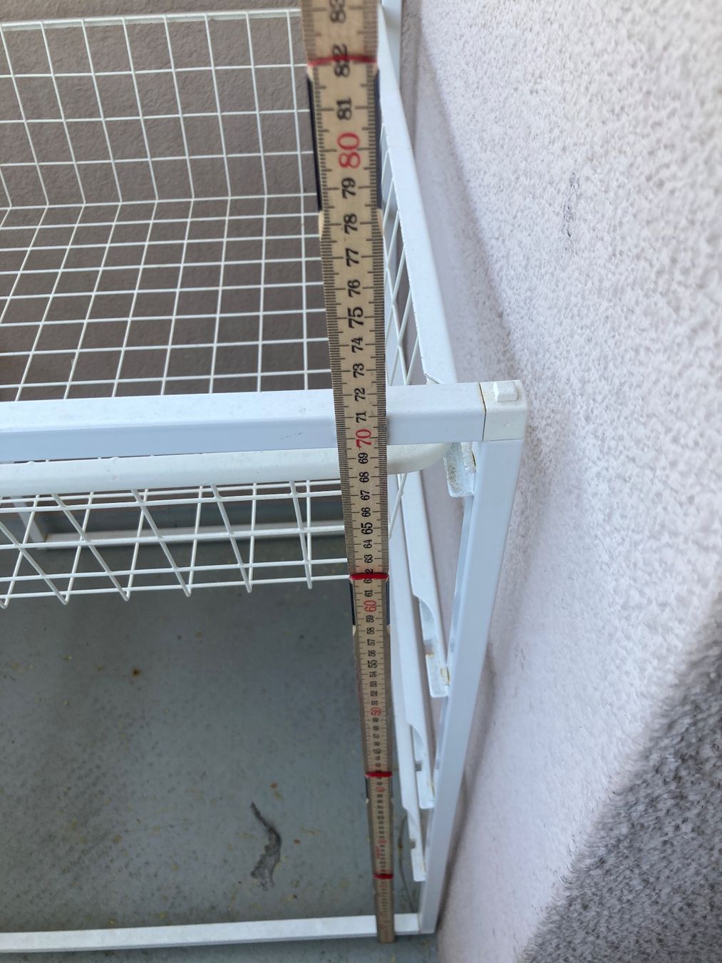 Ikea Scaffali: Metallgestell Ikea Jonaxel – Usato da Luzern venduto da JasFel 2