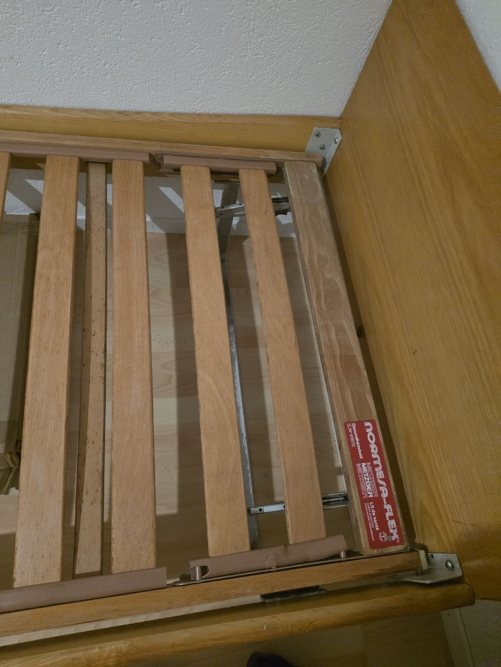 Betten: bett – Gebraucht aus Lengnau BE von hus_w5ln 3