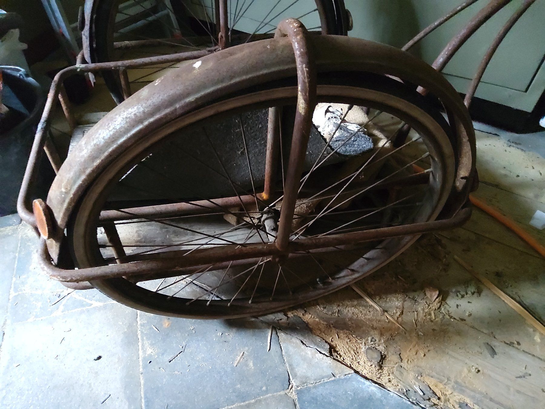Rimorchi: antiker Veloanhänger – Usato da Bischofszell venduto da Joachim-115 3