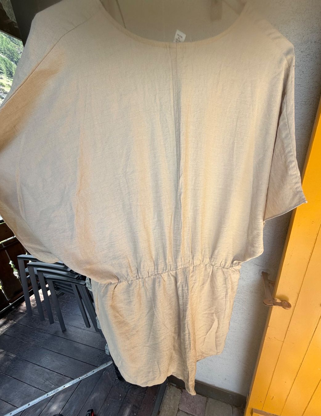 H&M Vestiti: Damen Kleid beige Grösse XL – Usato da Zermatt venduto da cacador 1