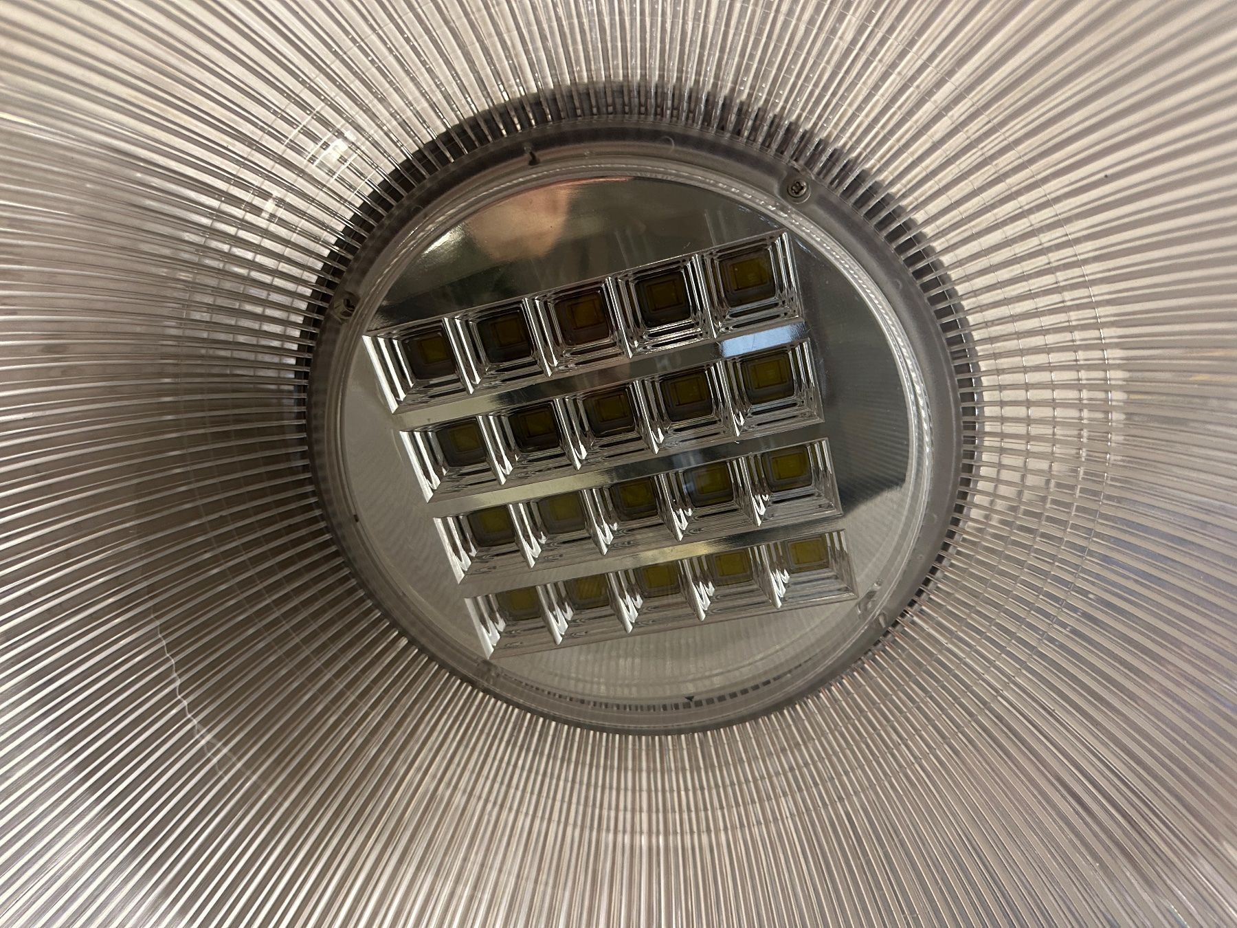 Lampadari & plafoniere: LED Hallenleuchte 160W – Usato da Stans venduto da pick.up.and.go 3