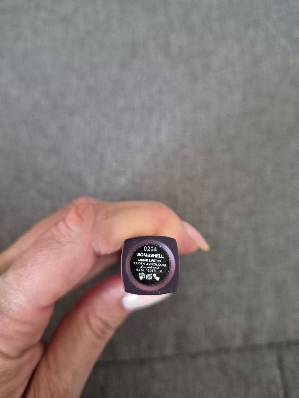 Huda Beauty Make-up: Huda Beauty Liquid Matte Bombshell neu – Neu (gemäss Beschreibung) aus Zürich von osa_8phv 1