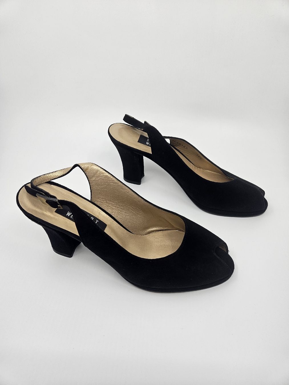 Stuart Weitzman Damenschuhe: Stuart Weitzman Slingback Pumps – Neu (gemäss Beschreibung) aus Zürich von lindaline 1