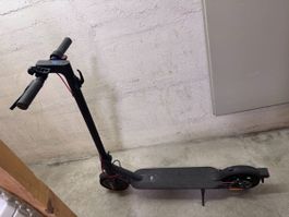 Elektroroller Xiaomi Mi Scooter Pro 2 guter Zustand