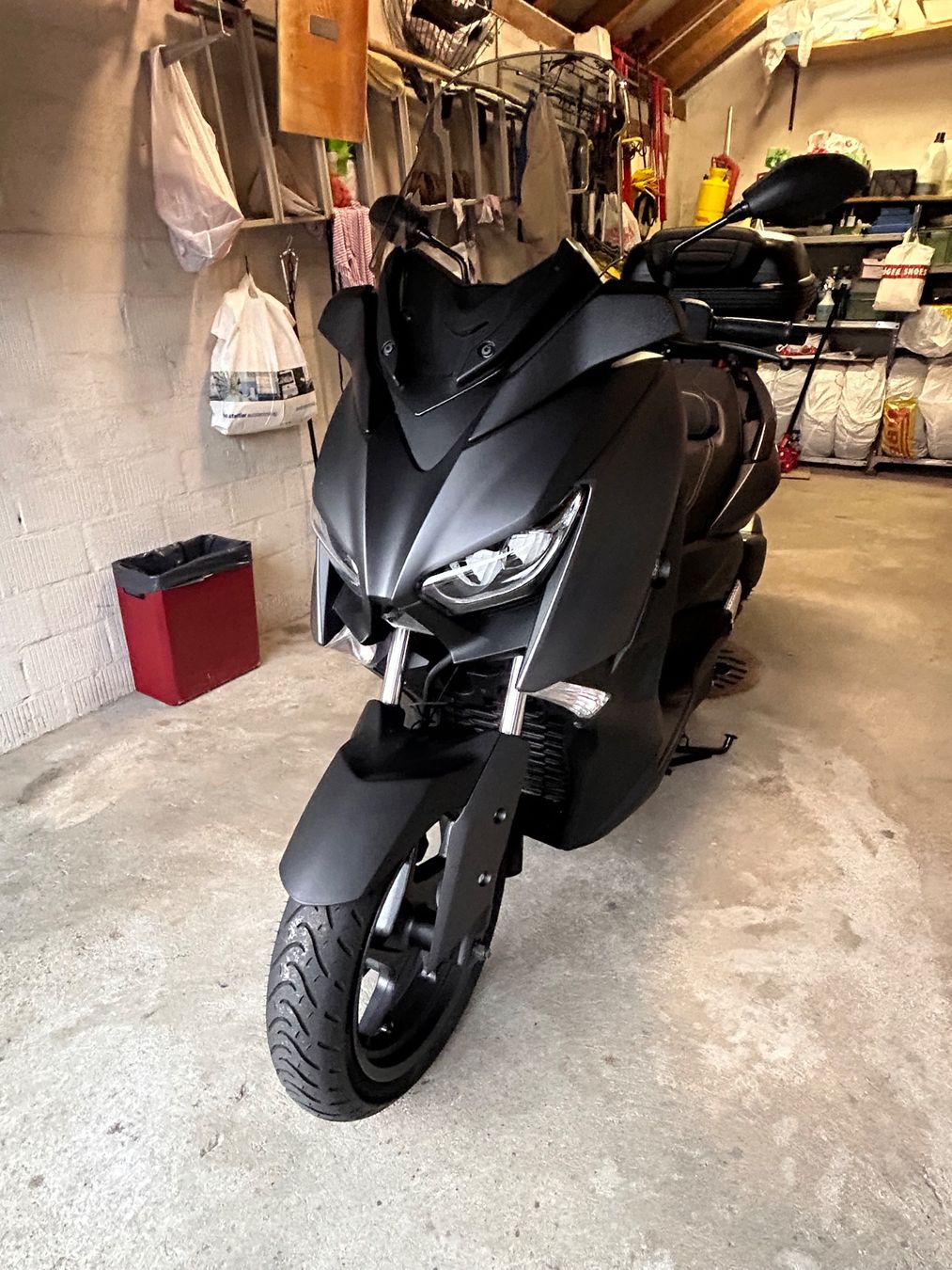 Yamaha Route: Yamaha X-Max 300 – D'occasion à Wettingen par Luxine