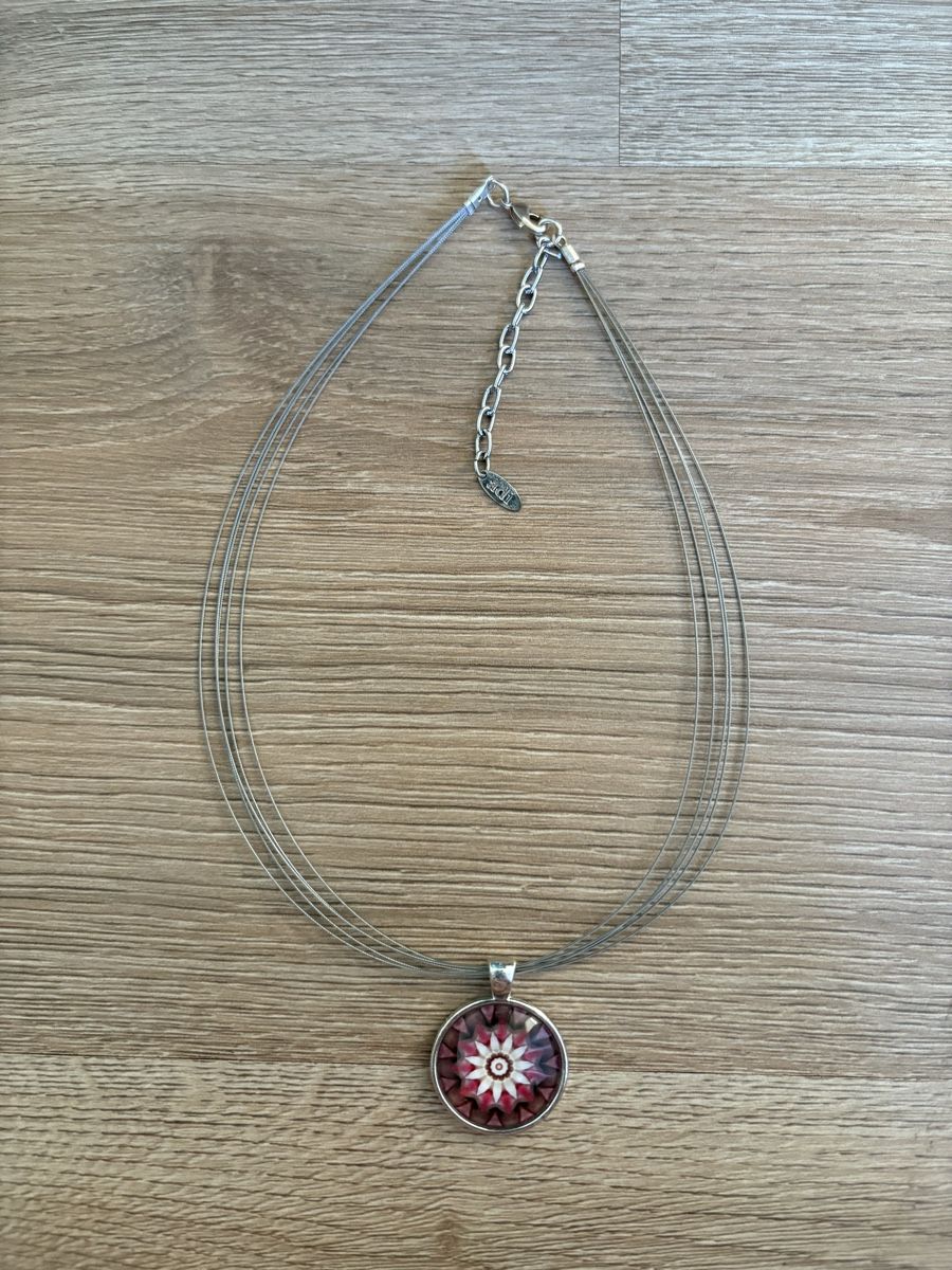 Colliers: Collier mit Anhänger - neu – Neuf (Voir description) à Zürich par lea_8jrs 1