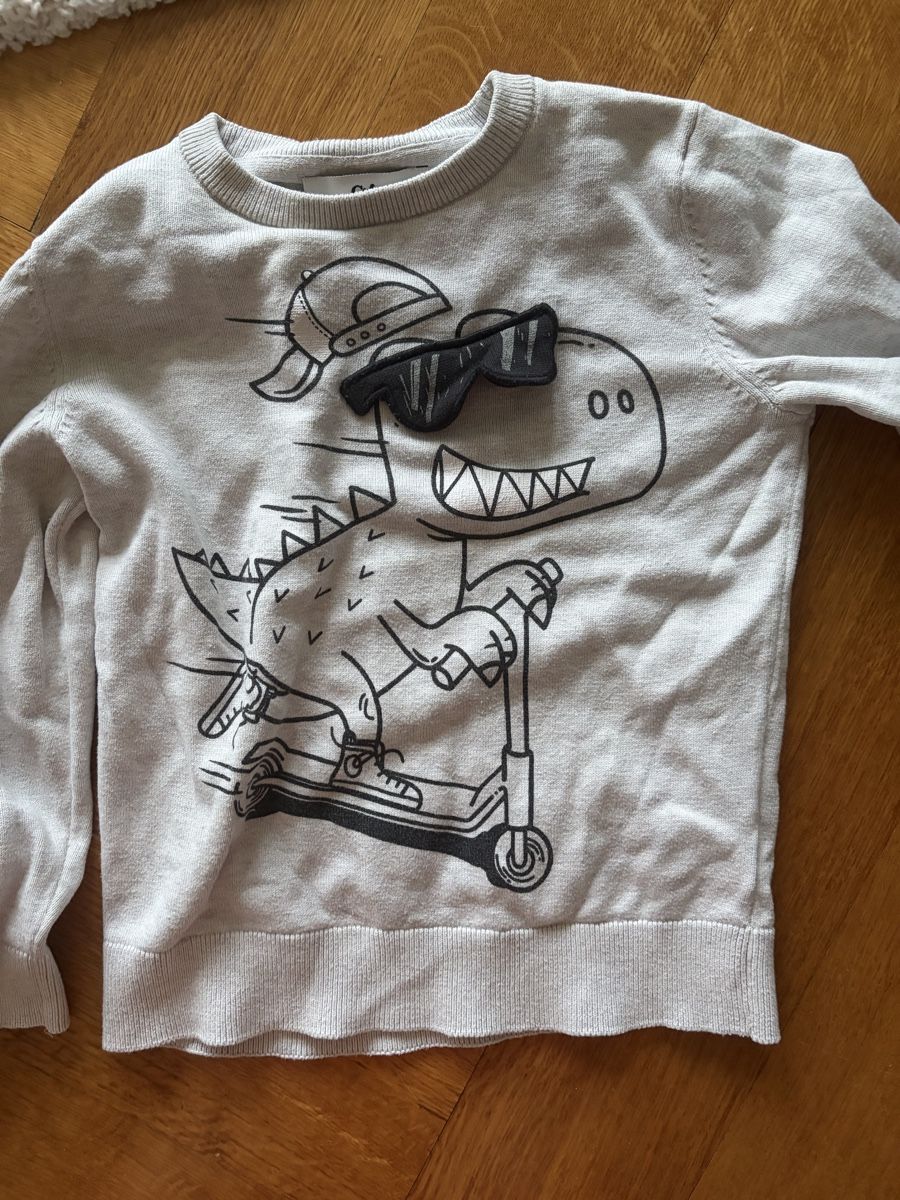 Lotti & Set di vestiti: 2x Pulli 1x Rollkragenshirt Groesse 122 – Usato da St Gallen venduto da hopfen 1