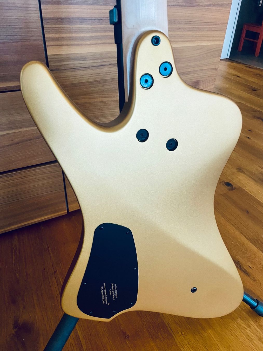 Strumenti musicali: Dingwall D-Roc Standard 5 String (Super Zustand) – Usato da Boswil venduto da HairyCloset 6
