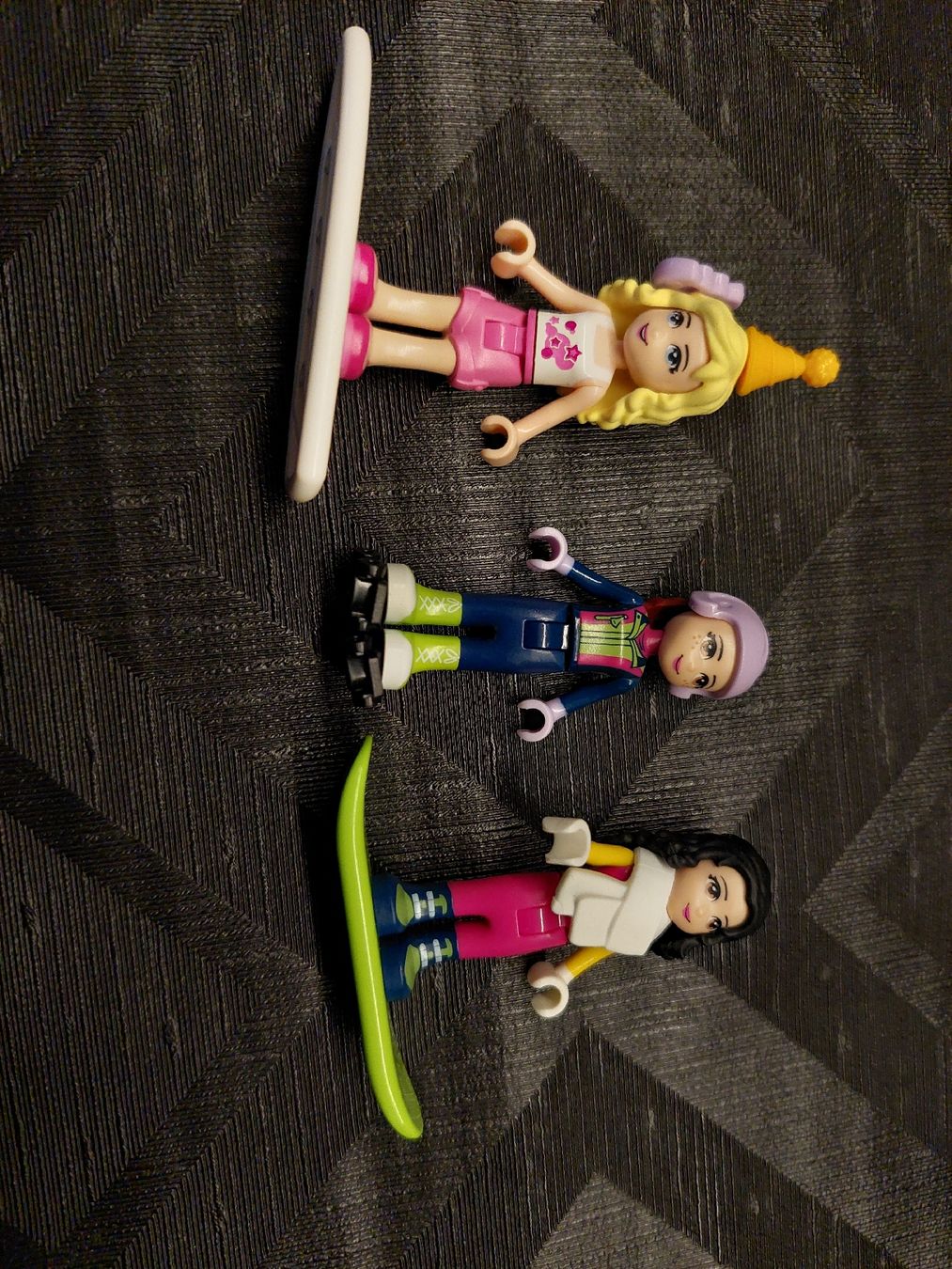 Lego Figuren: 3 Lego Friends Figuren  – Gebraucht aus Zetzwil von sti_x9xf