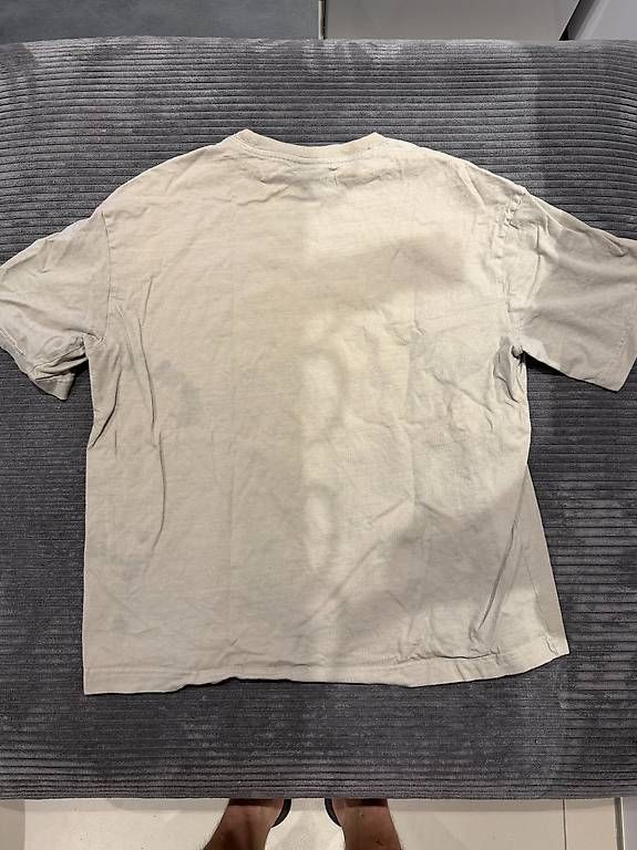 T-shirt: Oversized Basic T-Shirt beige - Gr. M – Usato da Augst BL venduto da mar_sr5f 1
