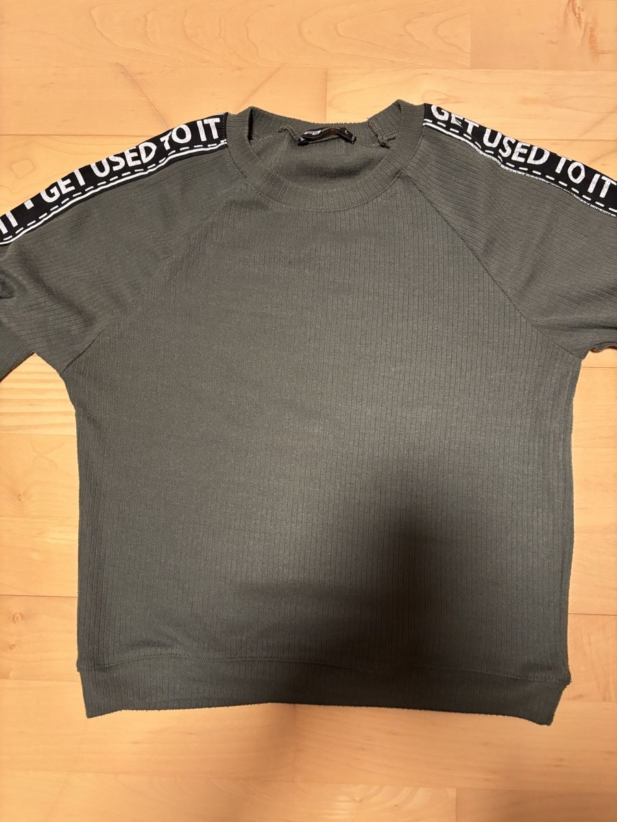Maglioni & Felpe: Pullover grün L – Usato da Kesswil venduto da Branca-01 1