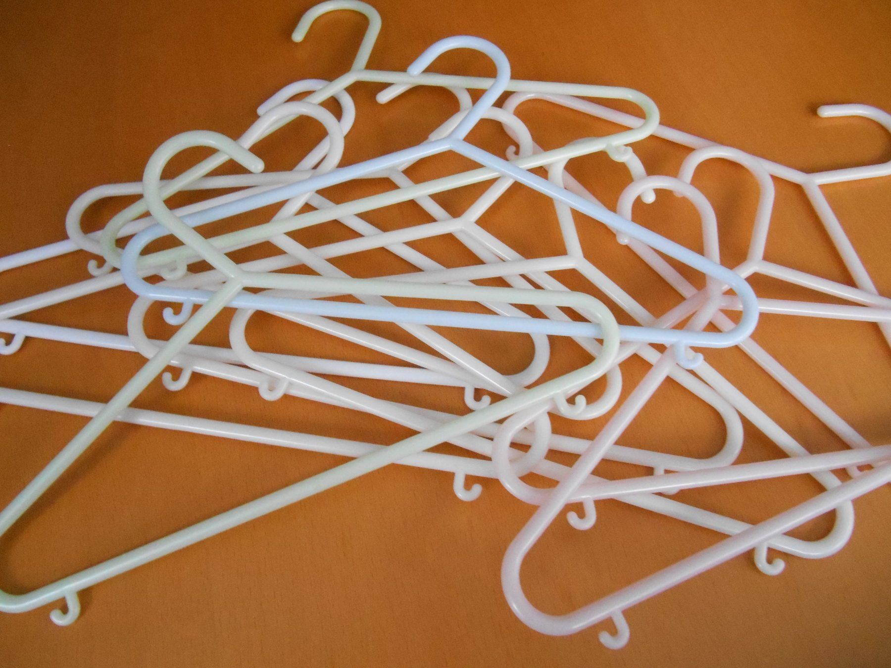 Appendiabiti: 11 Kinderkleiderbügel – Nuovo (secondo la descrizione) da Nussbaumen AG venduto da Sumopi 1