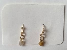 Handgemachte Ohrringe mit Naturstein