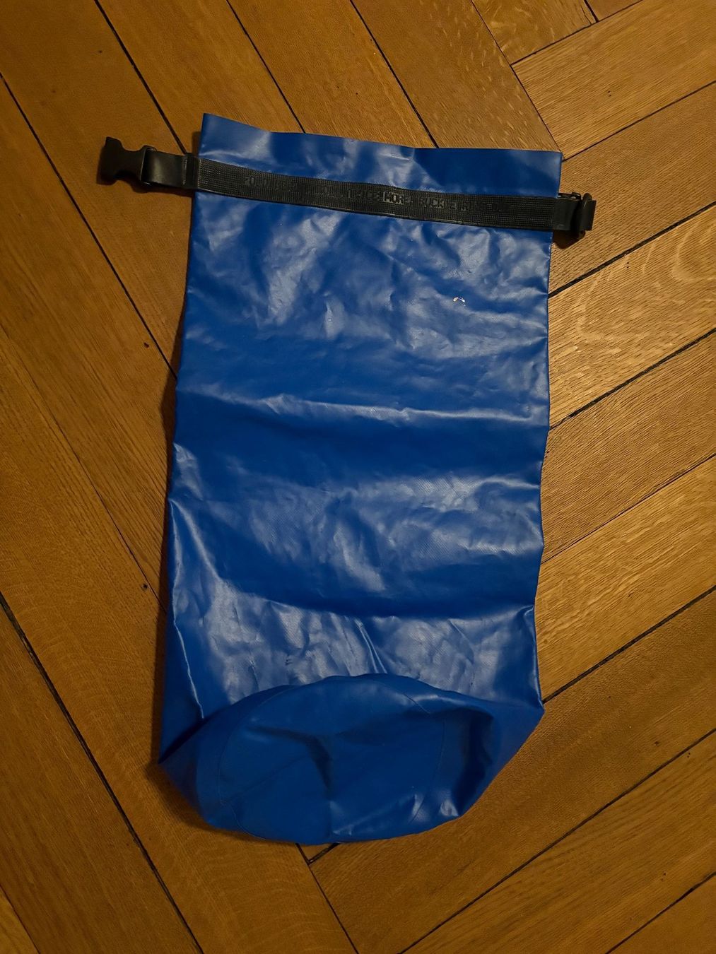Sealine Borse: SeaLine Drybag 10L – Usato da Zürich venduto da triangular 3