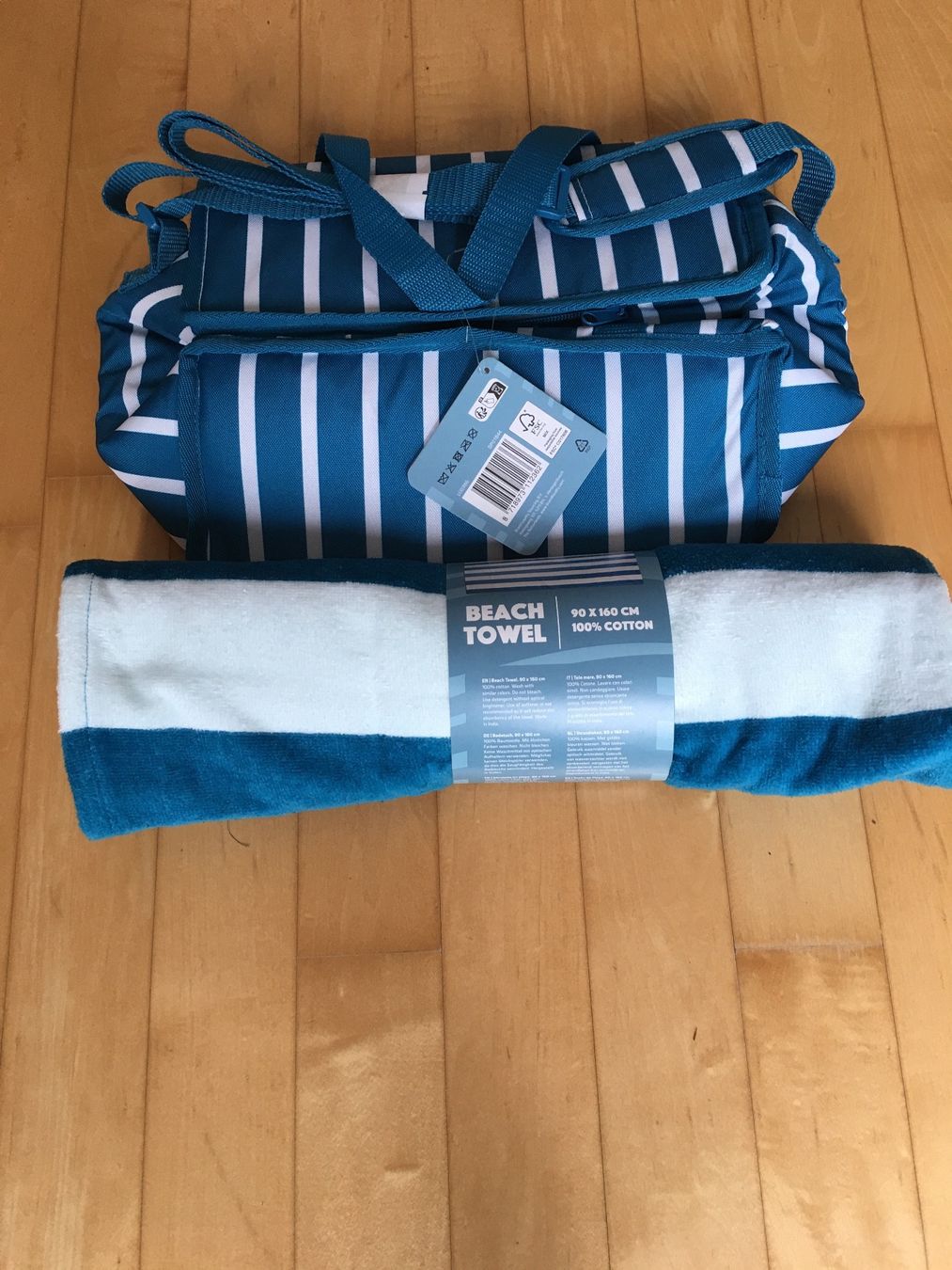 Coop Raccolte di bollini & punti: Coop Summer Strandtuch+Kühltasche – Nuovo (secondo la descrizione) da Henggart venduto da blacky_luke