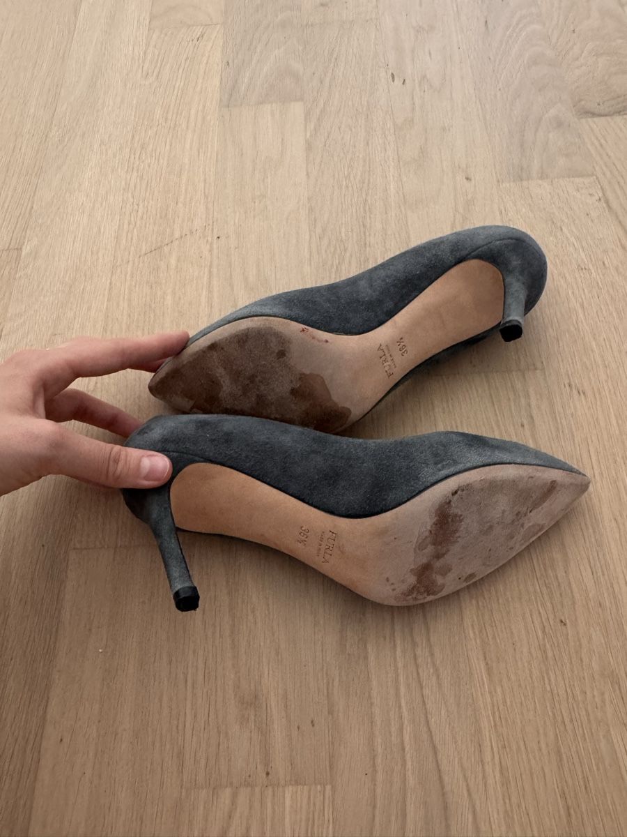 Furla Scarpe da donna: Furla Pumps Size 36 1/2 grey sued – Usato da Dübendorf venduto da ClaraS. 6