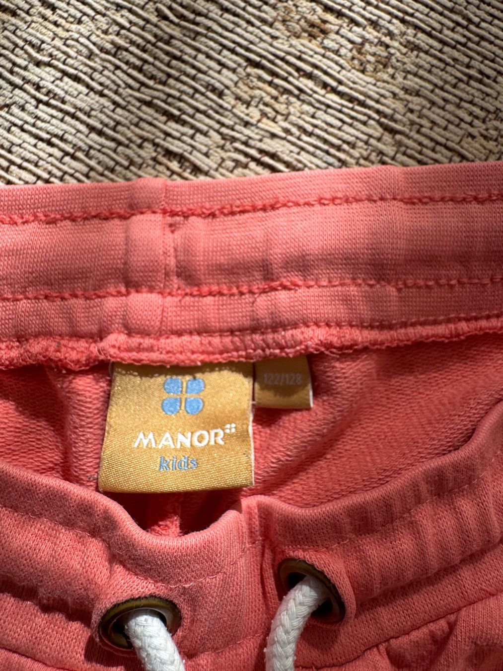 Manor Hosen: Kurze Hose Manor 122/128 – Gebraucht aus Zuzwil SG von DanielaB46 3