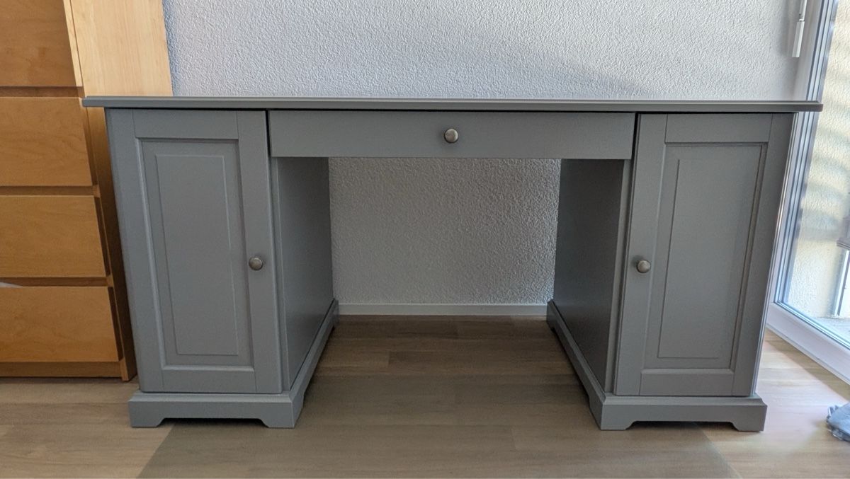 Ikea Schreibtische: ikea hemnes desk - gray – Gebraucht aus bözberg von amy_7wz8