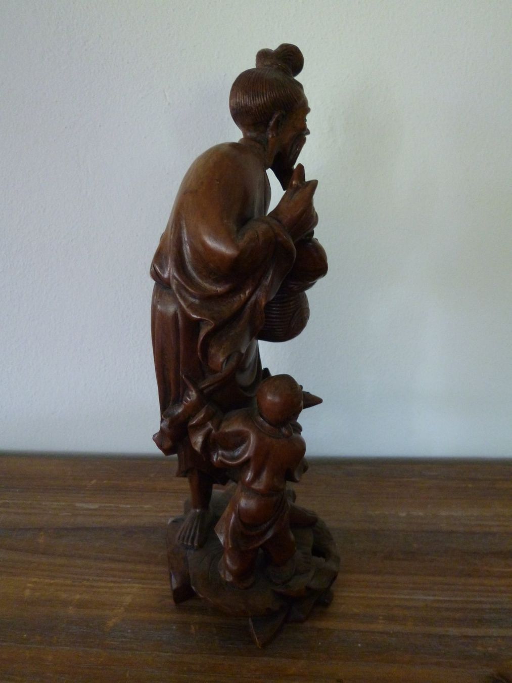 Sculptures & Statues: geschnitzte Holzfigur Mann mit Kind  chinesische Kunst – D'occasion à Dättlikon par Mamakuga 5