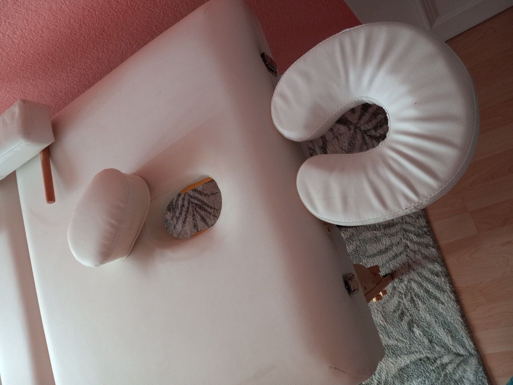 Kosmetik-& Massageliegen: Verstellbare Massagebank – Gebraucht aus Liestal von marieugenia 1