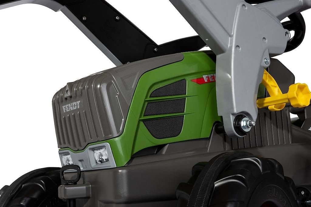 Trattori: Fendt 211 Vario mit Frontlader – Usato da Benzenschwil venduto da rubachCH 4