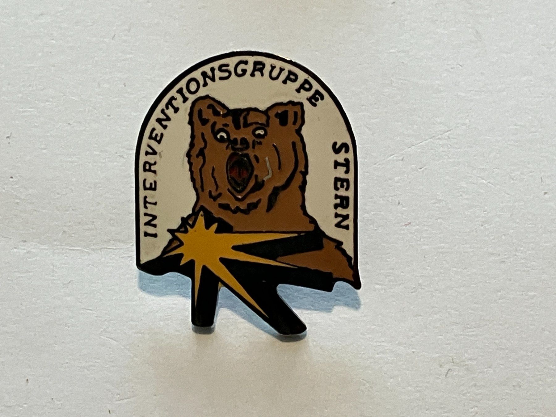 Placchette & Badge: 1 Pin Interventionsgruppe Stern – Usato da Basel venduto da djwwpp