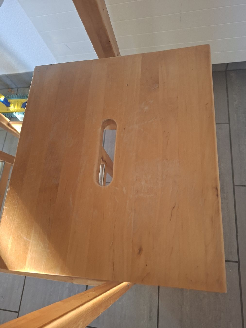 Ikea Set di tavolo e panche: Bartisch mit 2 Hocker Holz gebraucht – Usato da Niederbüren venduto da Subaru1106 2